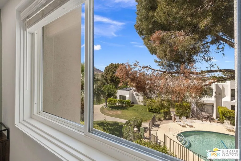 48756 Desert Flower Drive, Palm Desert, California 92260 home-pic-21